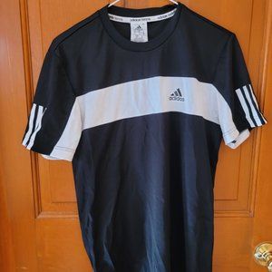 Lightweight adidas Tennis shirt - S